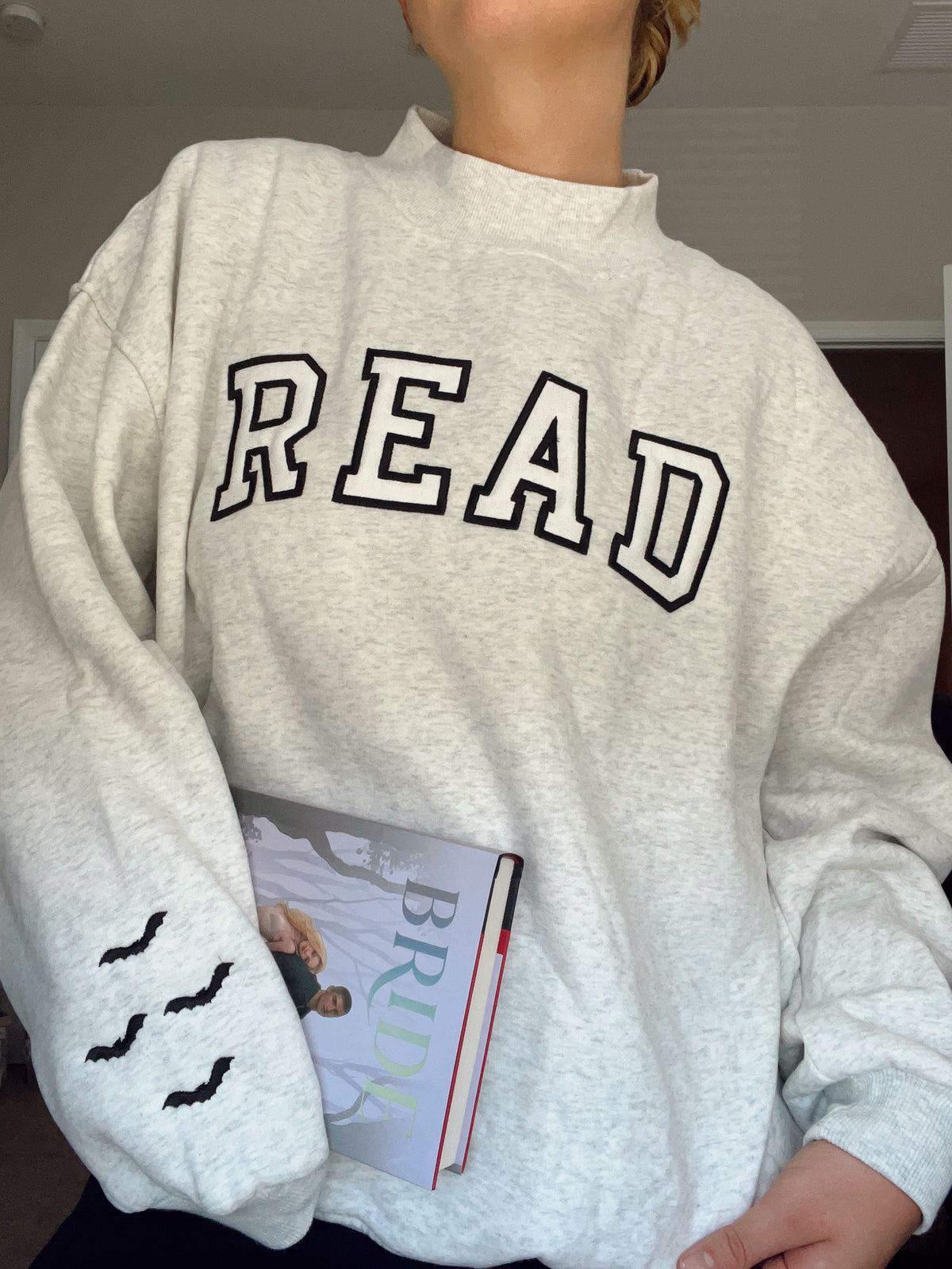 READ Mockneck Sweatshirt